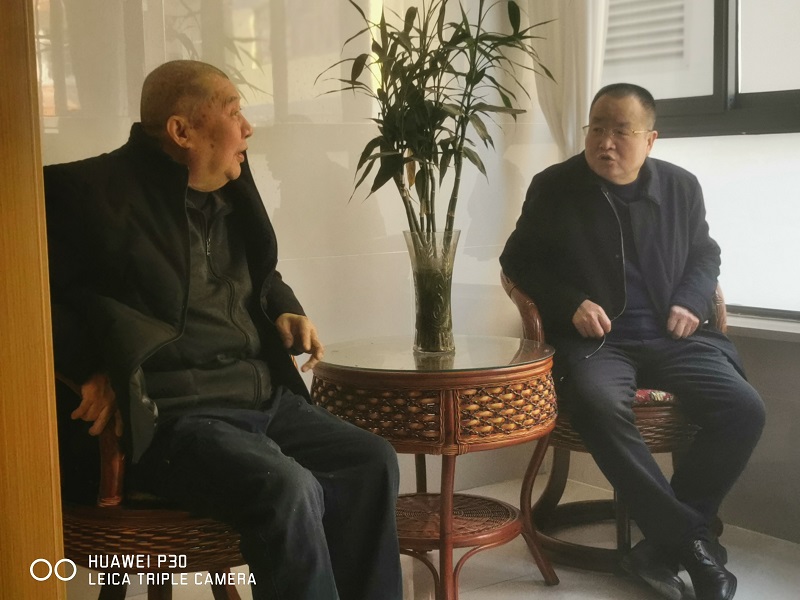 公司開展2025年春節前走訪慰問退休職工活動